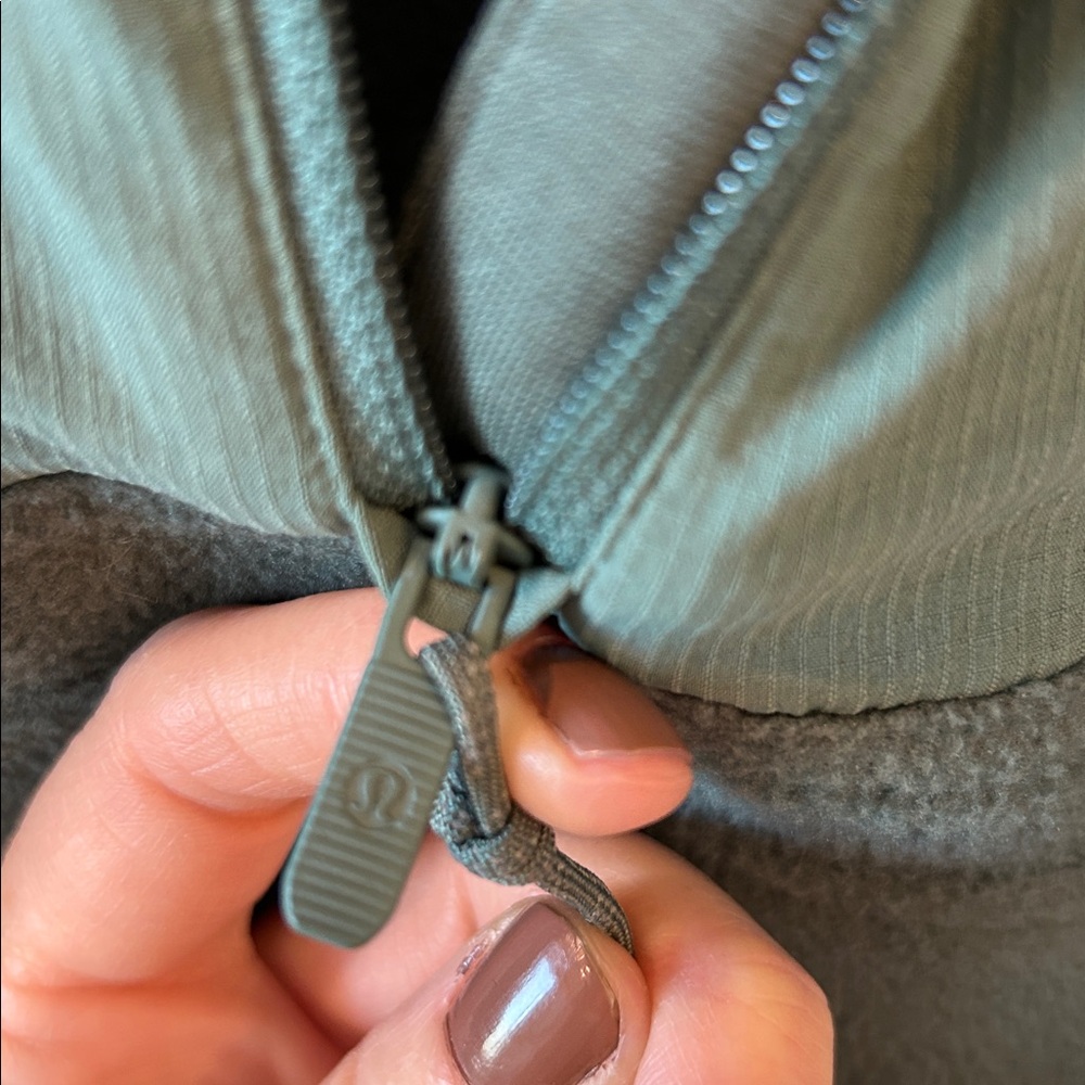Fleece + Ripstop Hiking Pullover 6. - Picture 4 of 7